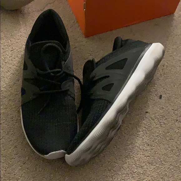 champion workout shoes